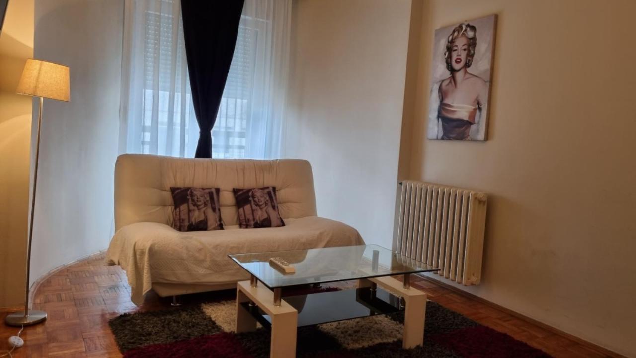 Slavija Square Apartments Belgrade Luaran gambar