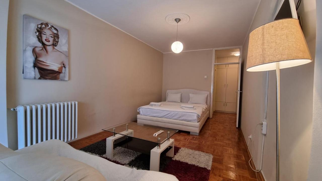 Slavija Square Apartments Belgrade Luaran gambar