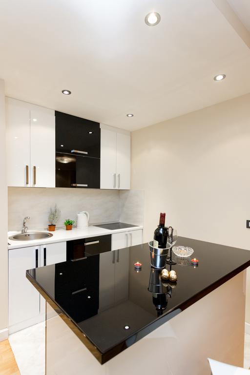 Slavija Square Apartments Belgrade Bilik gambar