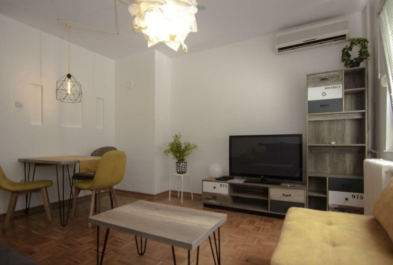 Slavija Square Apartments Belgrade Luaran gambar