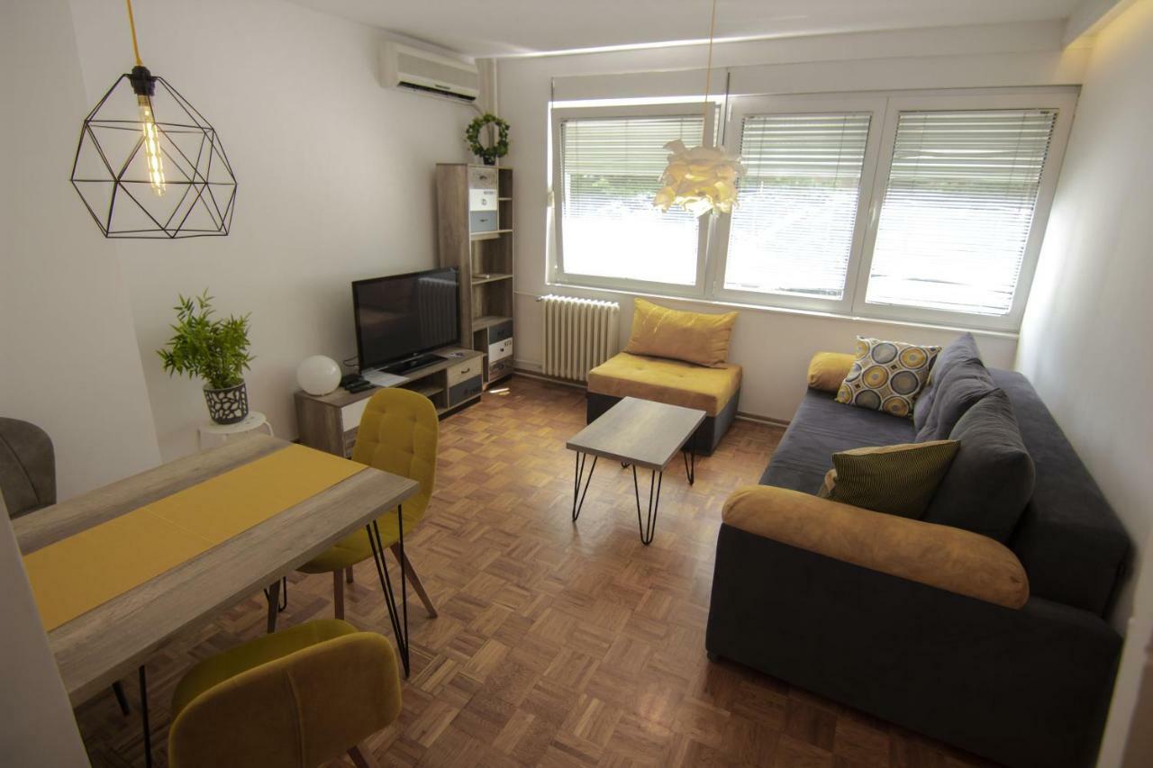 Slavija Square Apartments Belgrade Luaran gambar